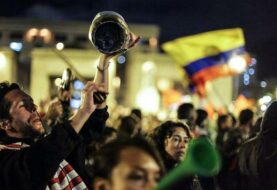 Cacerolazo contra la violencia, la primera gran protesta en Colombia