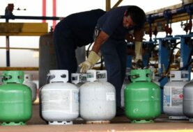 Cuba reduce suministro de gas licuado por no poder importarlo