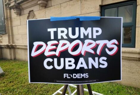 Latinos por Trump boicotea acto demócrata en contra de políticas migratorias