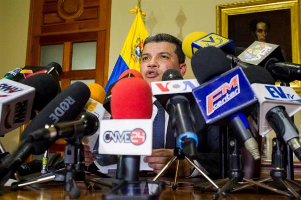 Diputado chavista anuncia comisión para investigar uso de recursos de USAID