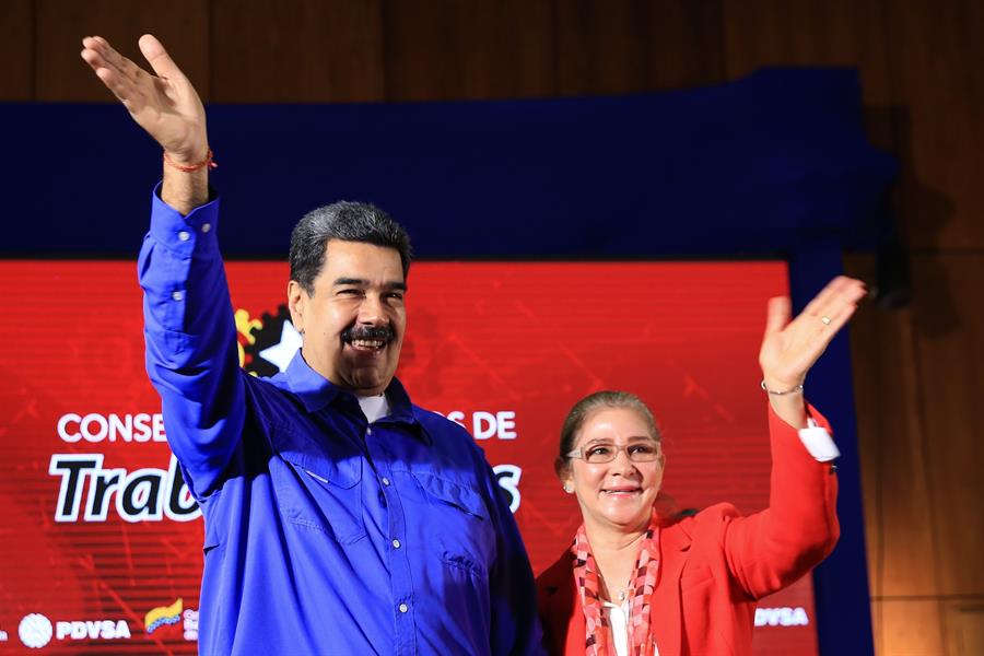 Maduro declara a Pdvsa en emergencia