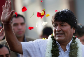 El órgano electoral de Bolivia dice que aún no ha decidido sobre Evo Morales