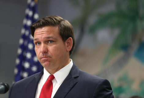 Ron DeSantis flexibilizará las normas de votación en los condados de Florida afectados por el huracán Ian