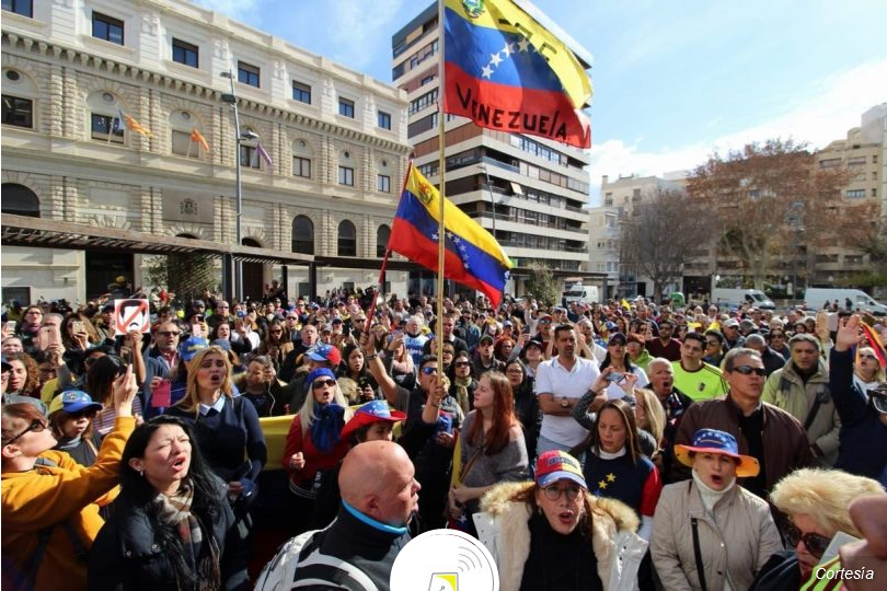 Venezolanos encabezan permisos humanitarios y peticiones de asilo en España