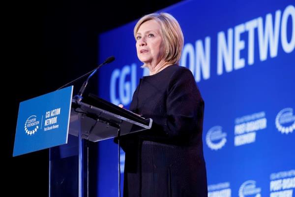 Hillary Clinton advierte en Puerto Rico sobre la crisis climática