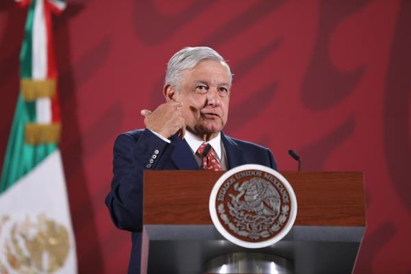 López Obrador se defiende con un decálogo ante protestas feministas en México