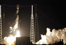 SpaceX pone en órbita otros 60 satélites para crear red de internet espacial