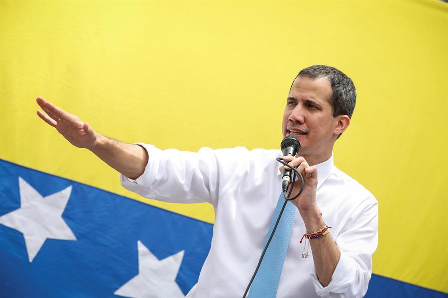 Guaidó anuncia ayuda de 20 millones de dólares por COVID-19