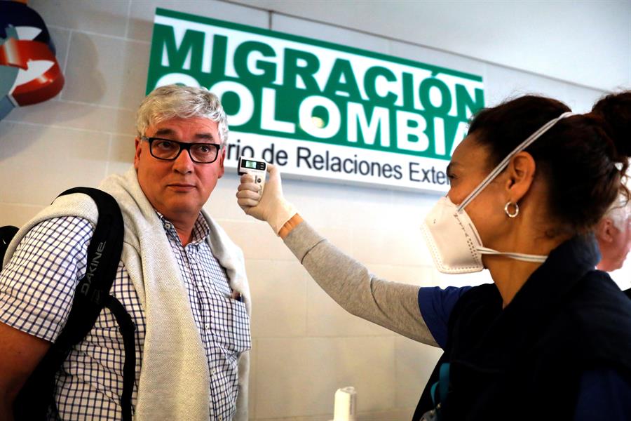 Colombia aislará a viajeros procedentes de España, Italia, Francia y China
