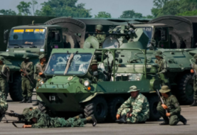 Militares venezolanos realizan otros ejercicios de combate