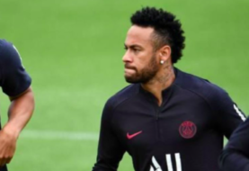 Neymar vuelve a Brasil durante la cuarentena en Francia