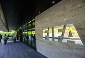 OMS y FIFA discuten cómo adaptar el fútbol a pandemia de COVID-19