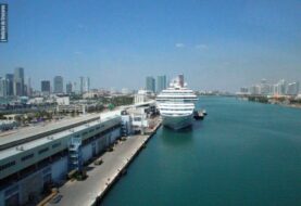 Miami, muelles desiertos en la capital de los cruceros a causa del COVID-19