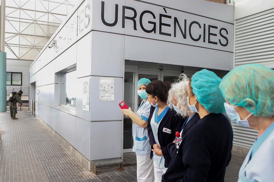 Muertes por coronavirus vuelven a crecer en España