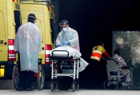 España suma 2.182 muertos y supera 30.000 contagiados por coronavirus
