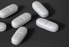 OMS aún no ve evidencias contra ibuprofeno pero recomienda usar paracetamol