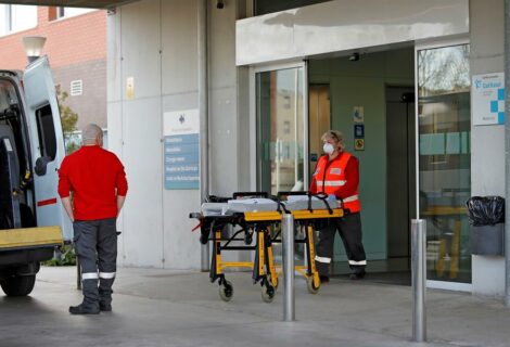 España vuelve a bajar la cantidad de muertes por coronavirus