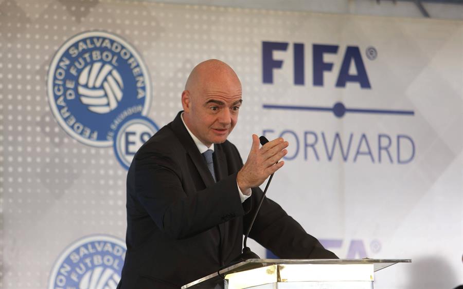 FIFA crea un fondo de emergencia para combatir la crisis en el fútbol
