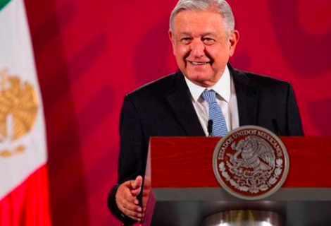 López Obrador bautiza su plan anticrisis como "bienestar a la mexicana"