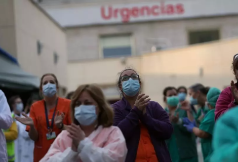 España registra un nuevo descenso de muertes por coronavirus