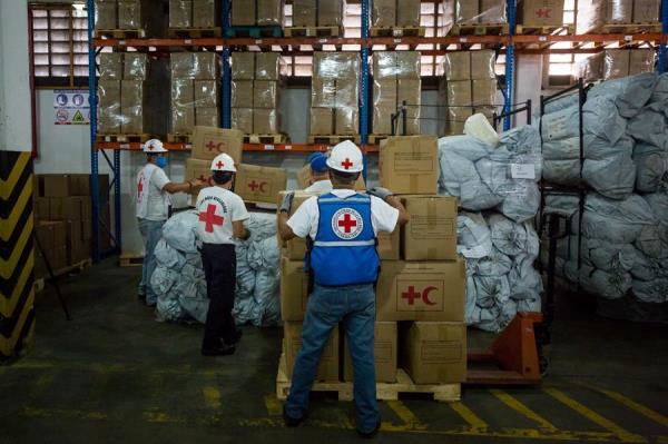 Cruz Roja entrega 46 toneladas de ayuda a Venezuela para frenar el COVID-19
