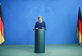 Alemania prolonga distanciamiento a mayo pero abre gradualmente vida pública