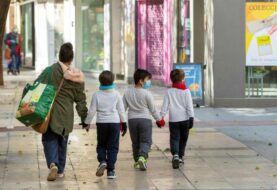 España permitirá que los niños salgan a la calle pero no a jugar ni pasear
