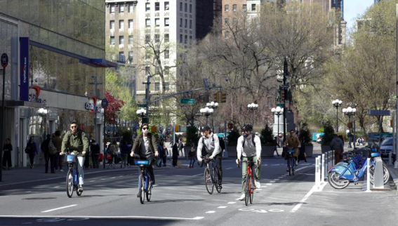 Nueva York abre 50 km de vías peatonales por buen tiempo en medio de pandemia