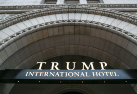 Una corte federal acepta una demanda contra Trump por su hotel en Washington