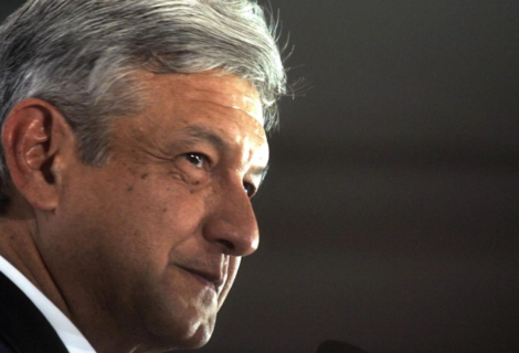 López Obrador dice que México "ha podido evitar un desbordamiento"