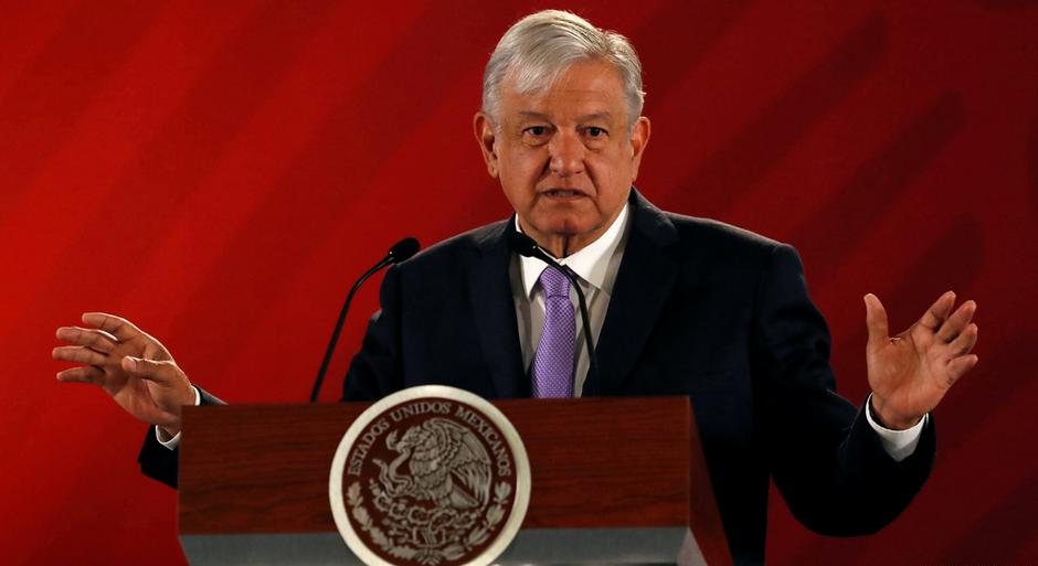 López Obrador justifica plan eléctrico contra el «saqueo»