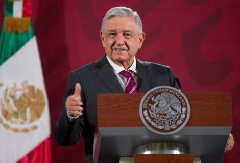 López Obrador asegura que México "va de salida" de la crisis del coronavirus