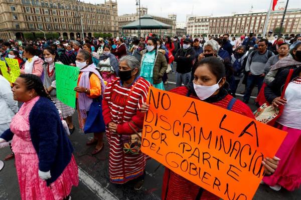 Casi la mitad de mexicanos ve insuficiente acción del Gobierno ante COVID-19