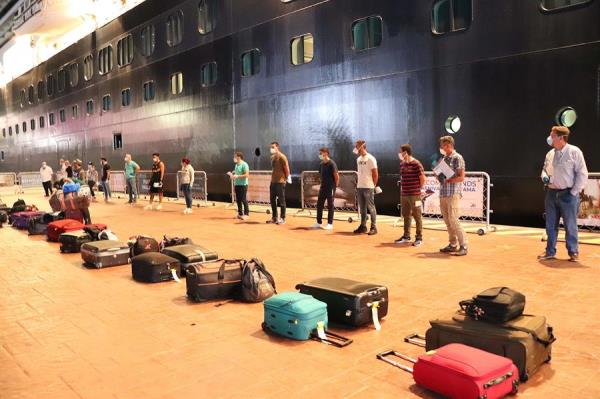 México repatría a 187 ocupantes de crucero varado por la pandemia