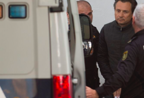 Exdirector de Pemex arrestado en España acepta ser extraditado a México