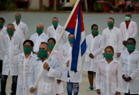 Cuba envió más de 300 sanitarios a Kuwait y Guinea