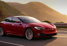 Las acciones de Tesla superan la barrera de los 1.000 dólares