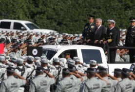 López Obrador defiende militarización en aniversario de la Guardia Nacional