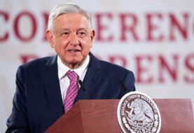López Obrador rechaza ser un "vendepatrias" por visitar a Trump