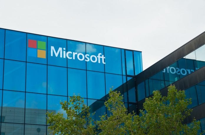 Microsoft promete formación digital gratis a 25 millones de personas