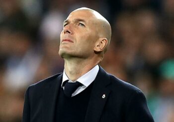 Zidane se muerde la lengua por los horarios