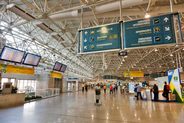 Brasil flexibiliza entrada de extranjeros por vía aérea