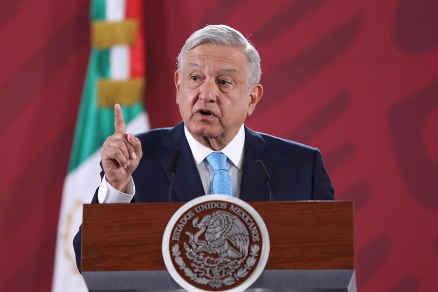López Obrador prioriza «cuidarse» antes que el uso de cubrebocas
