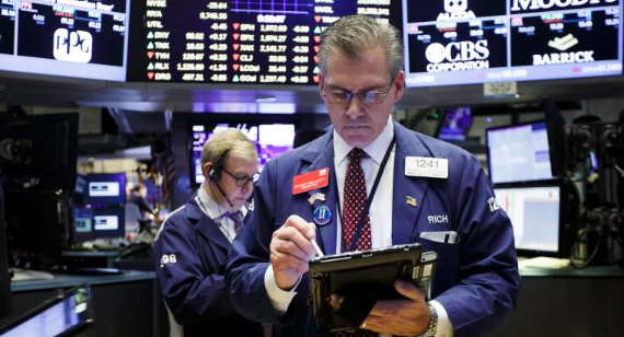 Wall Street cierra en verde y el Nasdaq supera 11.000 puntos