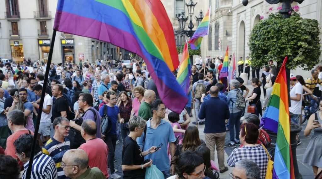 Colectivos de la comunidad LGBT en México generan clamor de justicia
