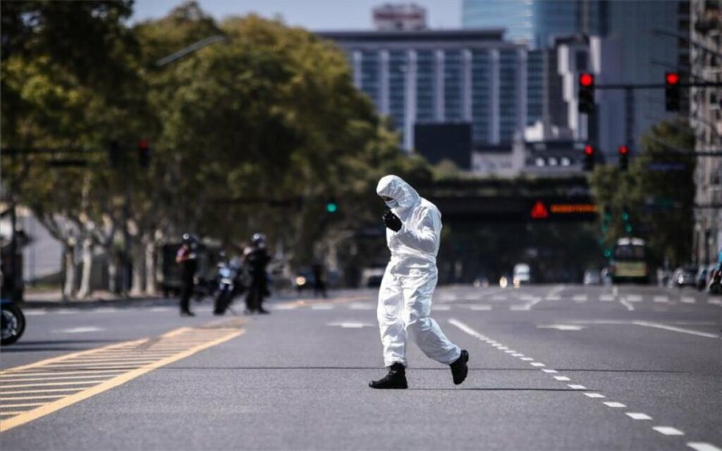 Fernández alerta que argentinos se relajaron en el «peor momento» de pandemia