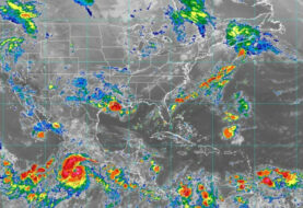Genevieve se convierte en huracán en el Pacífico mexicano