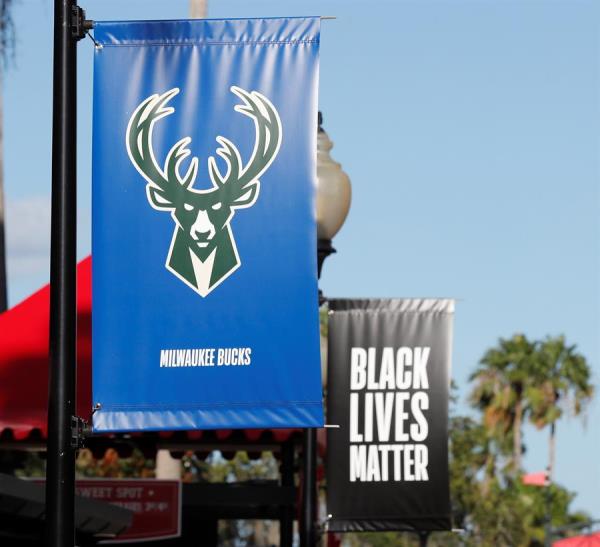 NBA suspende  playoffs de este miércoles tras boicot de Bucks por caso Blake