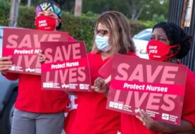 Enfermeras protestan en Miami por desprotección, carga laboral e injusticia
