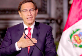 Congreso peruano admite debatir la destitución del presidente Vizcarra